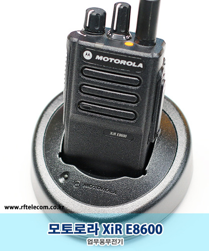 업무용 무전기 모토로라(MOTOROLA) XiR E8600 (박스 풀세트, 추가 옵션가격 없음)
